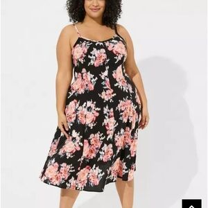 Torrid Size 4  Black Floral Midi Dress With Pockets